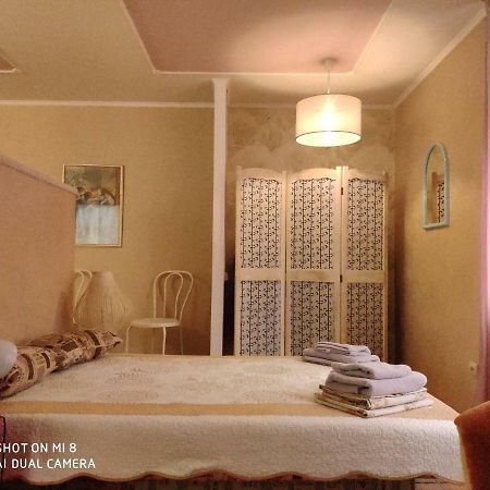 מוקצ'בה Apartments Domovik Latorichnaya,3 מראה חיצוני תמונה